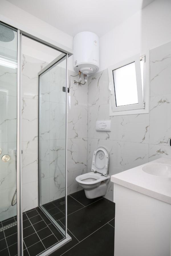 Nikaj Premium Apartments Vlorë Exterior foto
